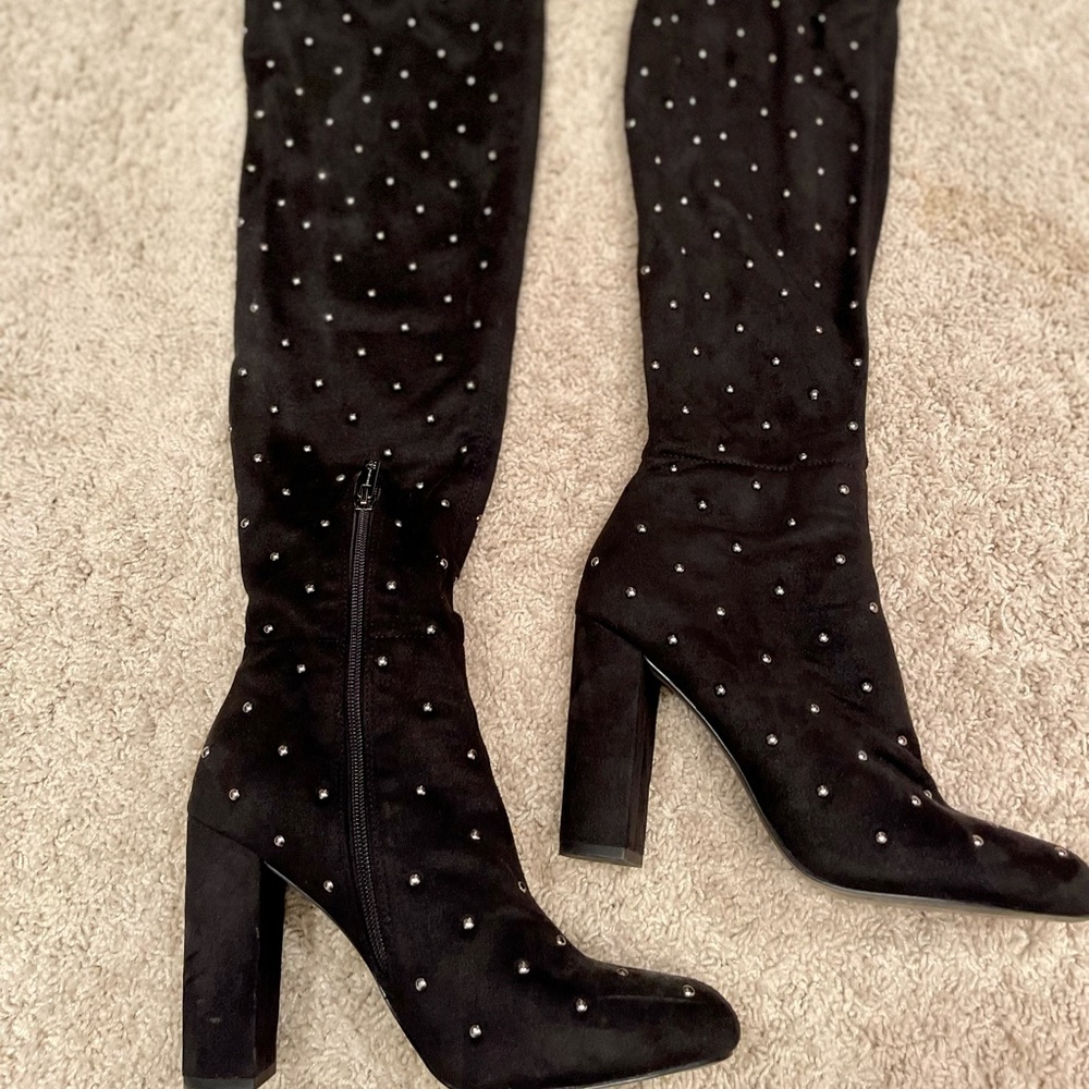 Suede black under the knee heel boots